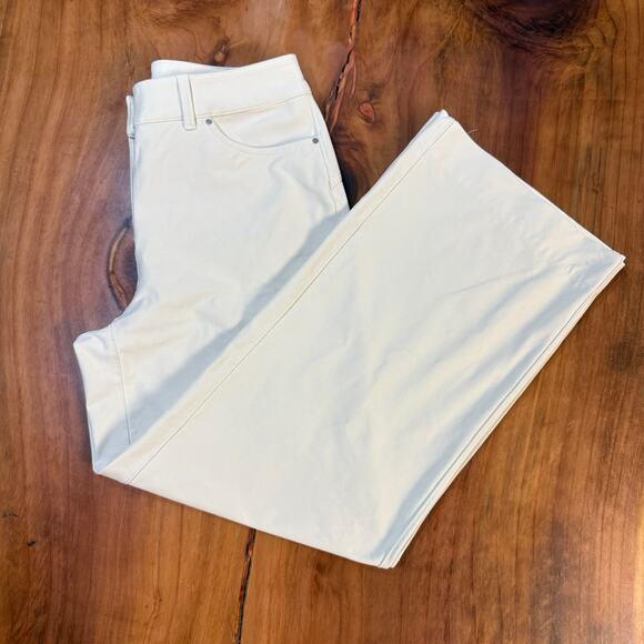 Lululemon Women's Pants 28 City Sleek Wide Leg Cream Chino Athletic S3-7 - Picture 1 of 8